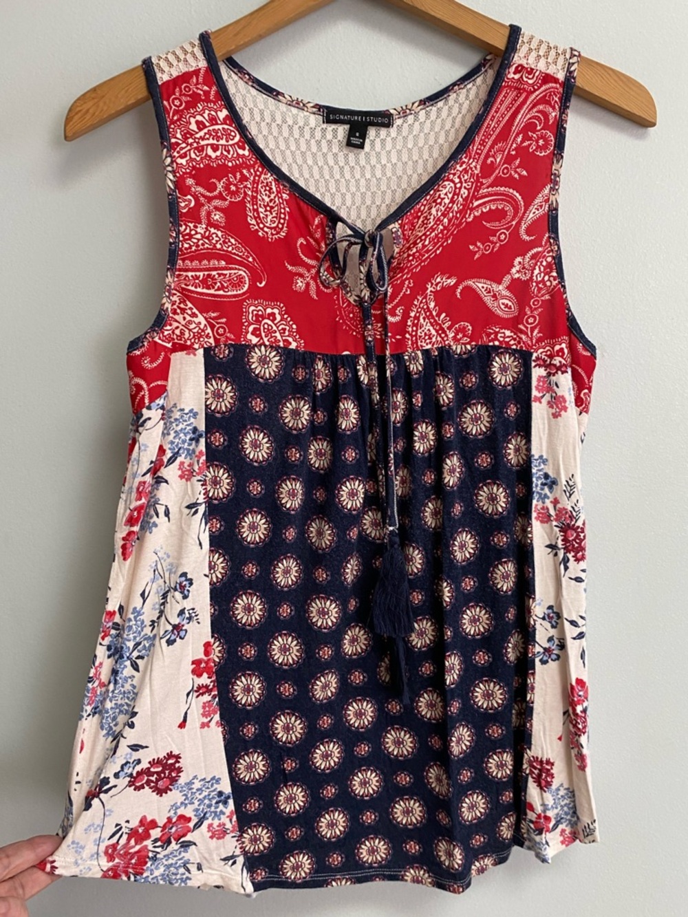 SIGNATURE STUDIO BOHO SLEEVELESS TOP - SMALL